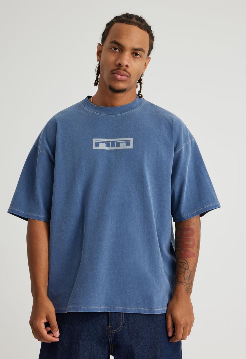Factorie - Notion Vintage Graphic Tshirt - Ntn Washed Blue Aura/Logo Panelling