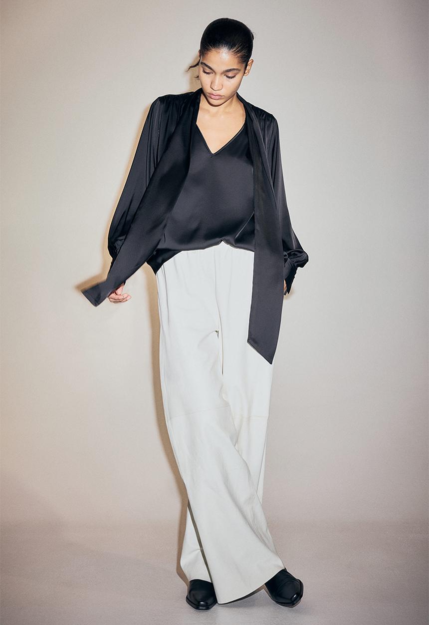 Tie-neck chiffon blouse - black - 1271196008