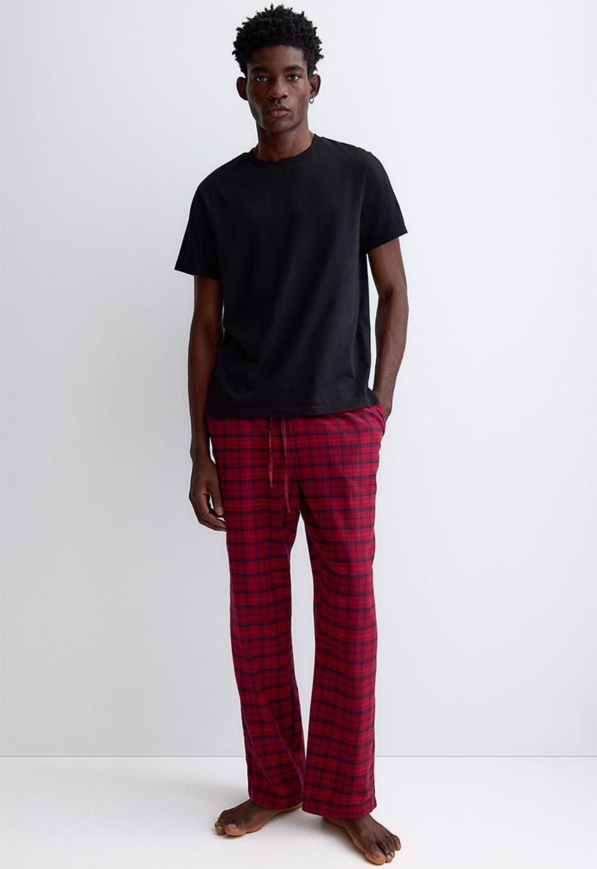 H&M - Relaxed fit flannel trousers - red checked