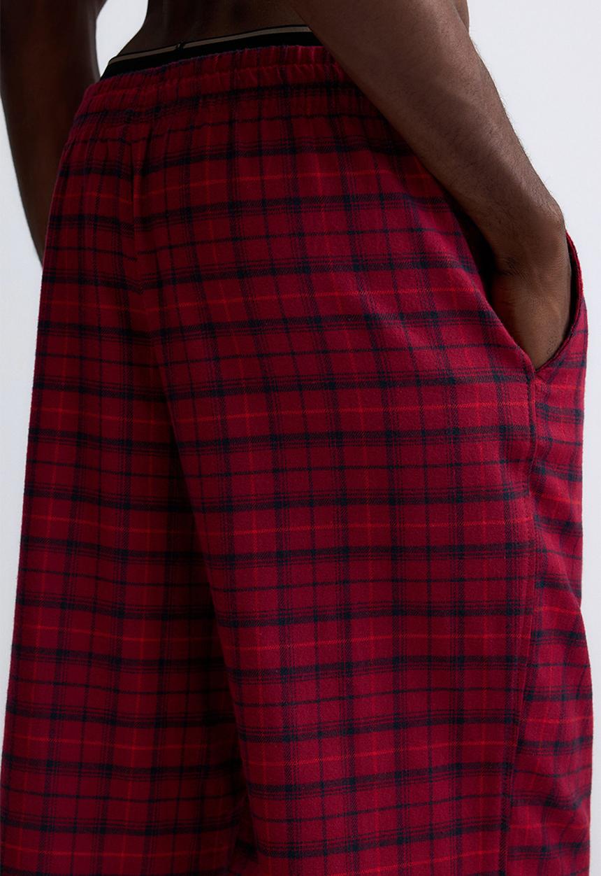 H&M - Relaxed fit flannel trousers - red checked
