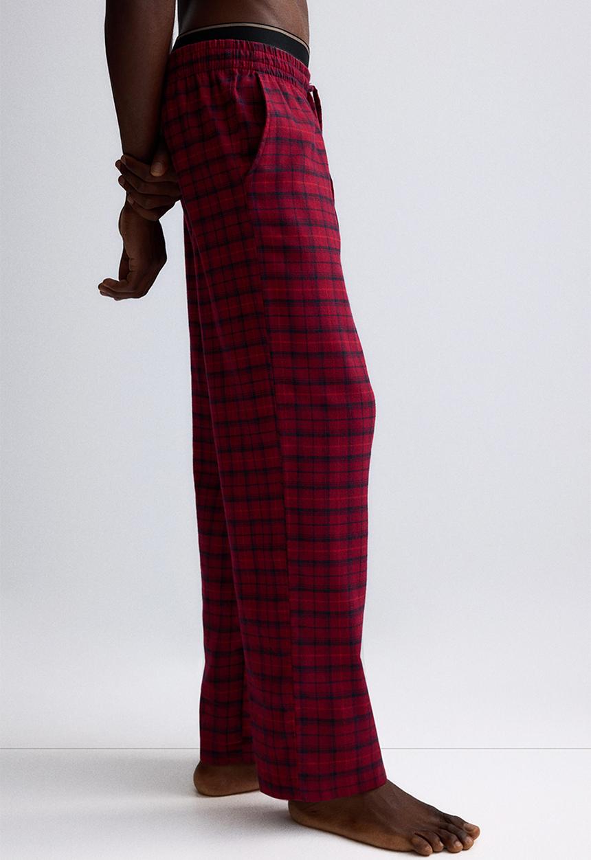 H&M - Relaxed fit flannel trousers - red checked