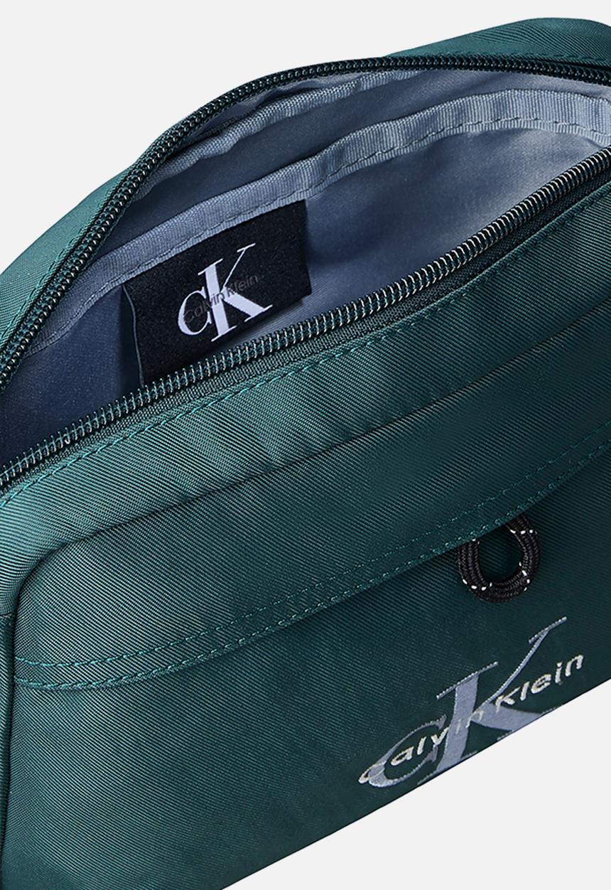 Calvin Klein - Bold Camera Bag - Dark Teal