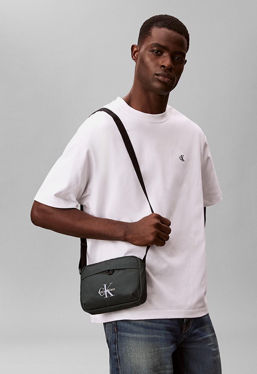 Calvin Klein - Bold Camera Bag - Dark Teal