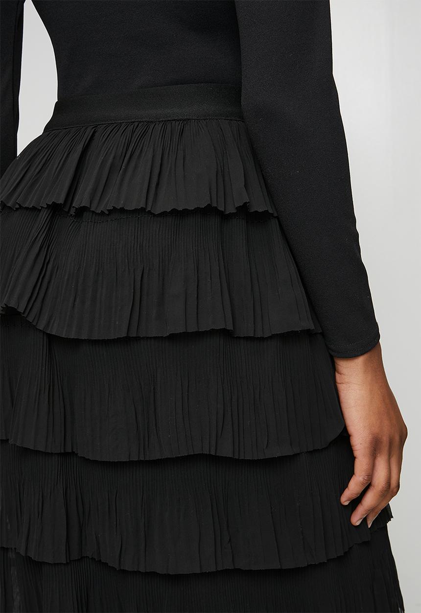 Stella Morgan - A Line Multi Layered Maxi Mesh Skirt  - Black
