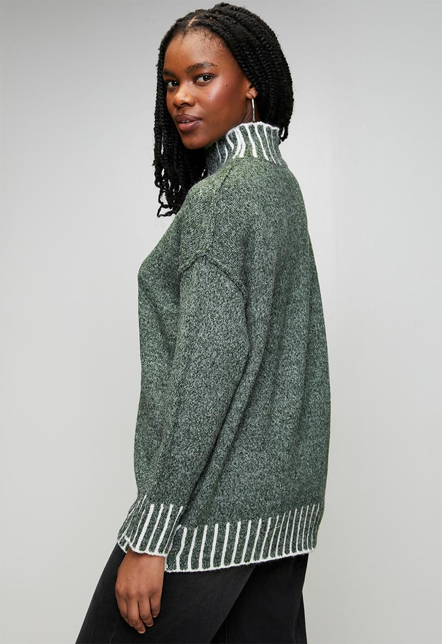 Izabel London - L/S Longer Length High Neck Melange Sweater - Emerald