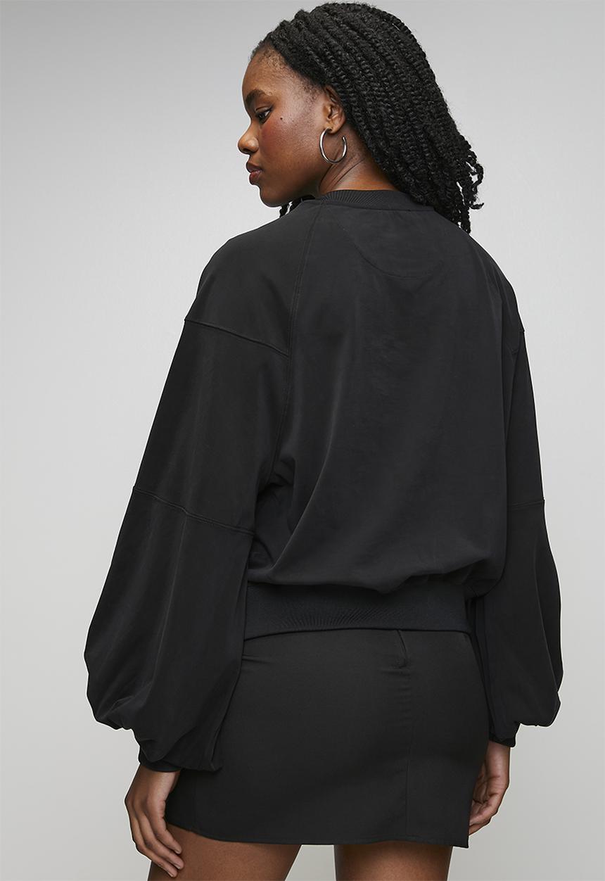 GUESS - Cn Mini 4G Logo Sweatshirt - Jet Black A996