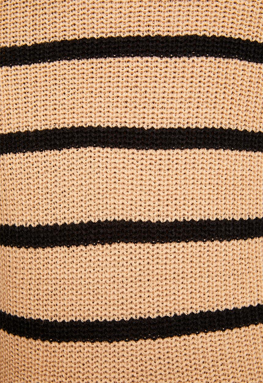 Brave Soul - Half Zip Neck Dress With Stripe - Biscuit/Black