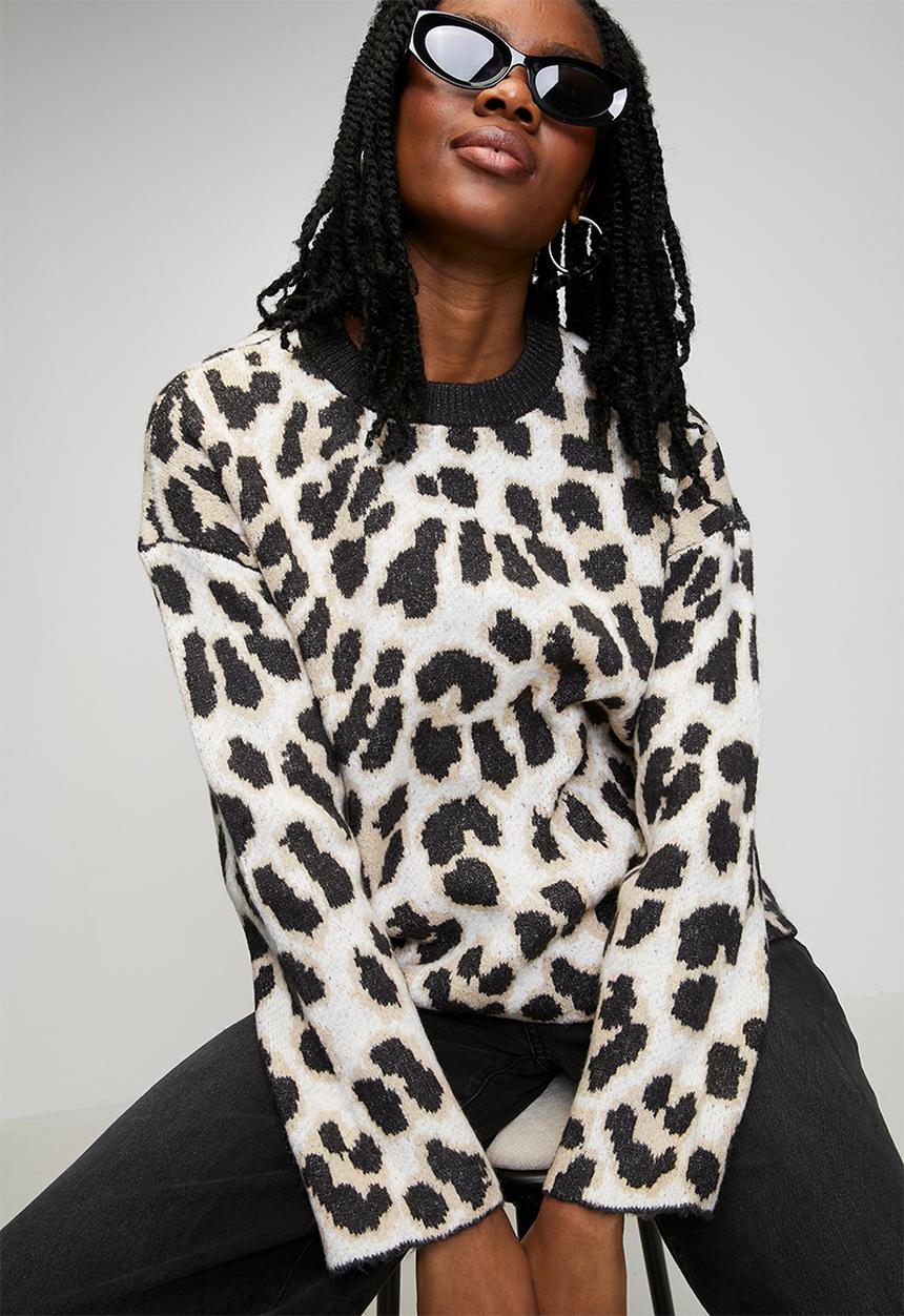 Brave Soul - Crew Neck Animal Jacquard Jumper - Charcoal/Animal Mix