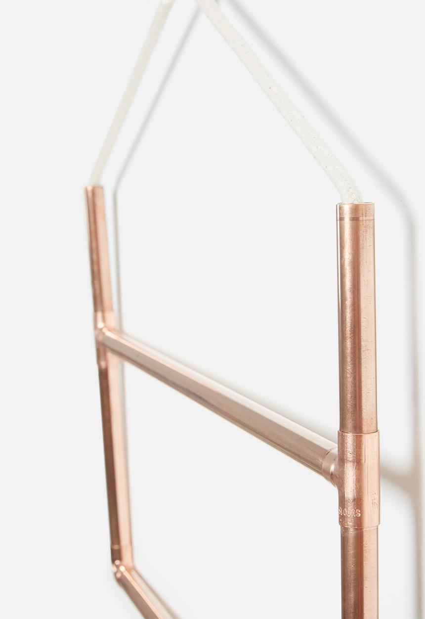 Sixth Floor - Copper rectangular rail