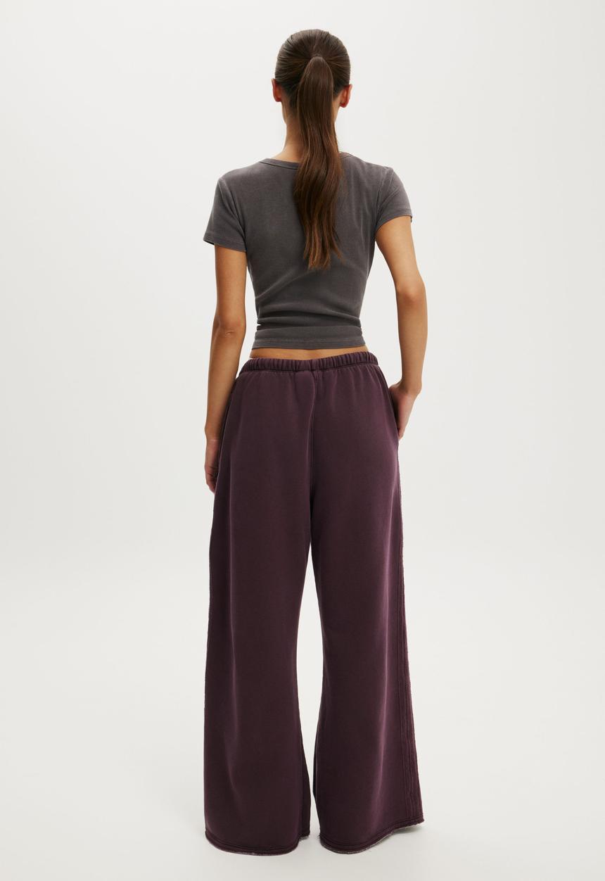 Cotton On - Active Raw Edge Wide Leg Sweatpant - Washed Choc Plum