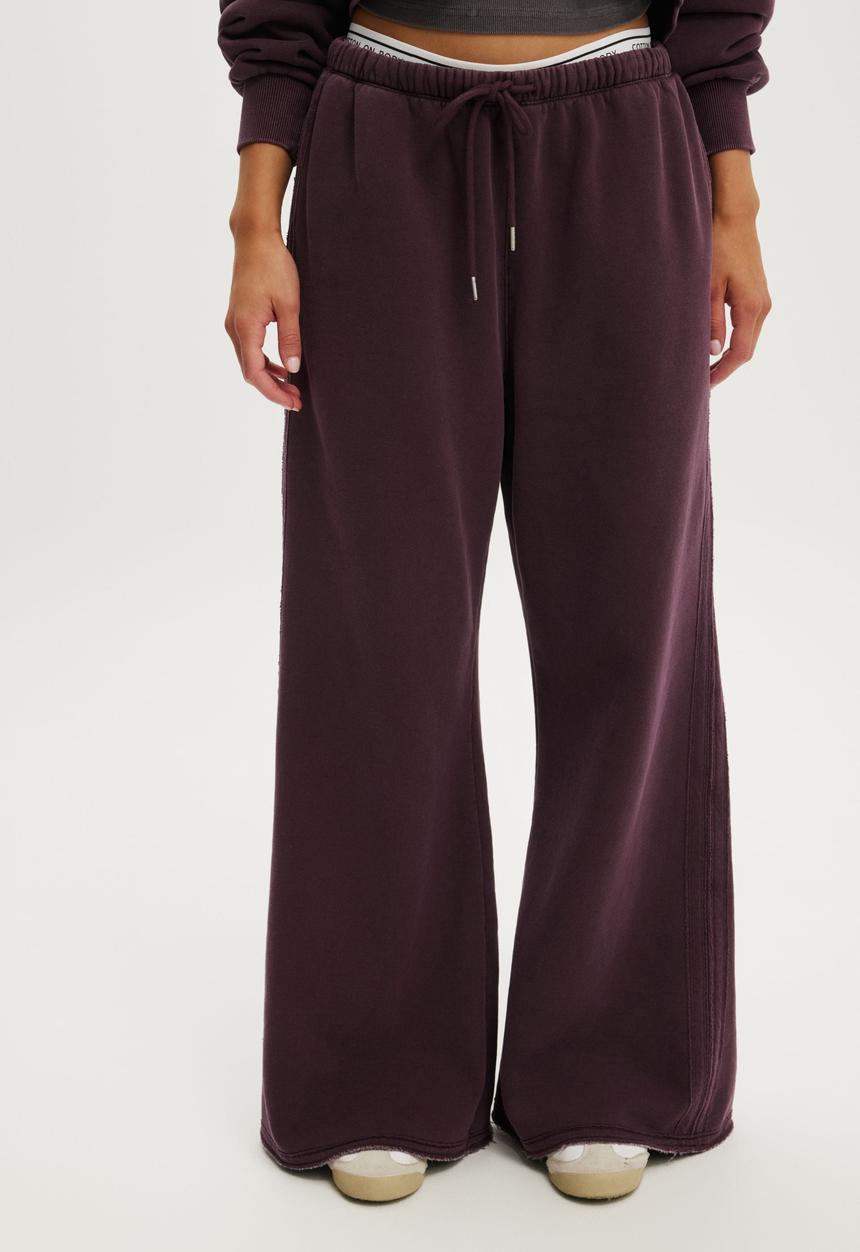 Cotton On - Active Raw Edge Wide Leg Sweatpant - Washed Choc Plum