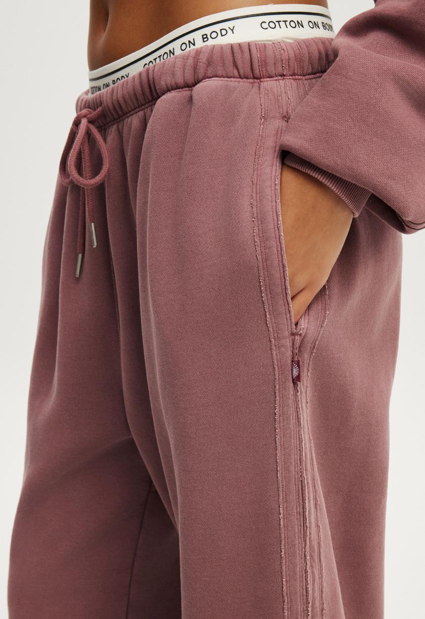 Cotton On - Active Raw Edge Wide Leg Sweatpant - Washed Dusty Rose