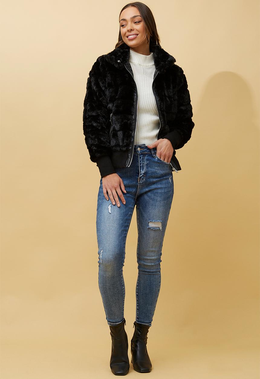 Izabel London - L/S Faux Fur Zip Through Jacket - Black