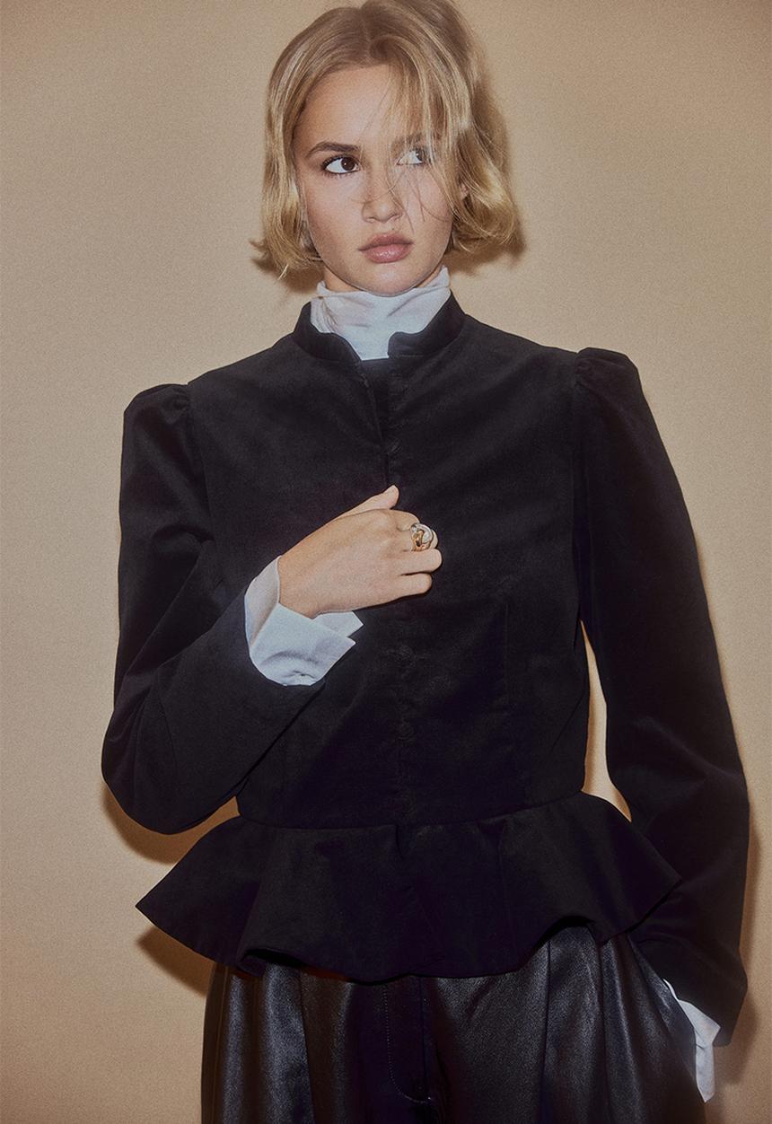 H&M - Velvet peplum jacket - black