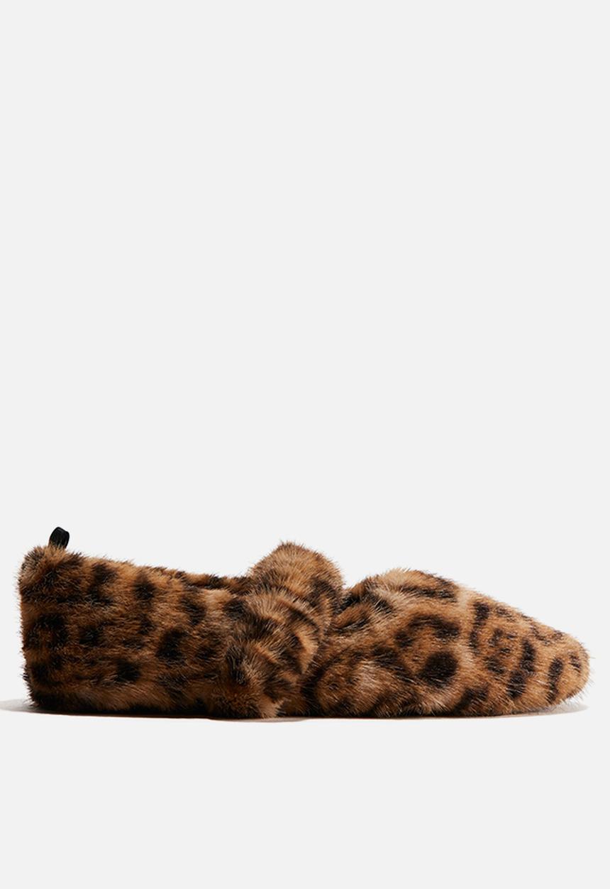 H&M - Fluffy slippers - beige leopard print