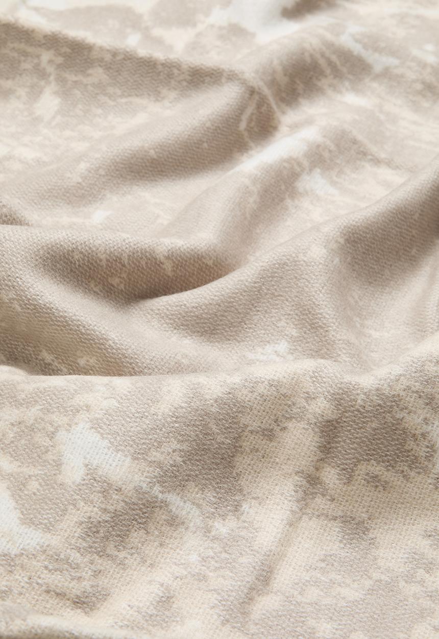 Haven & Earth  - Bella Vita floral Throw - Cobblestone/Bone