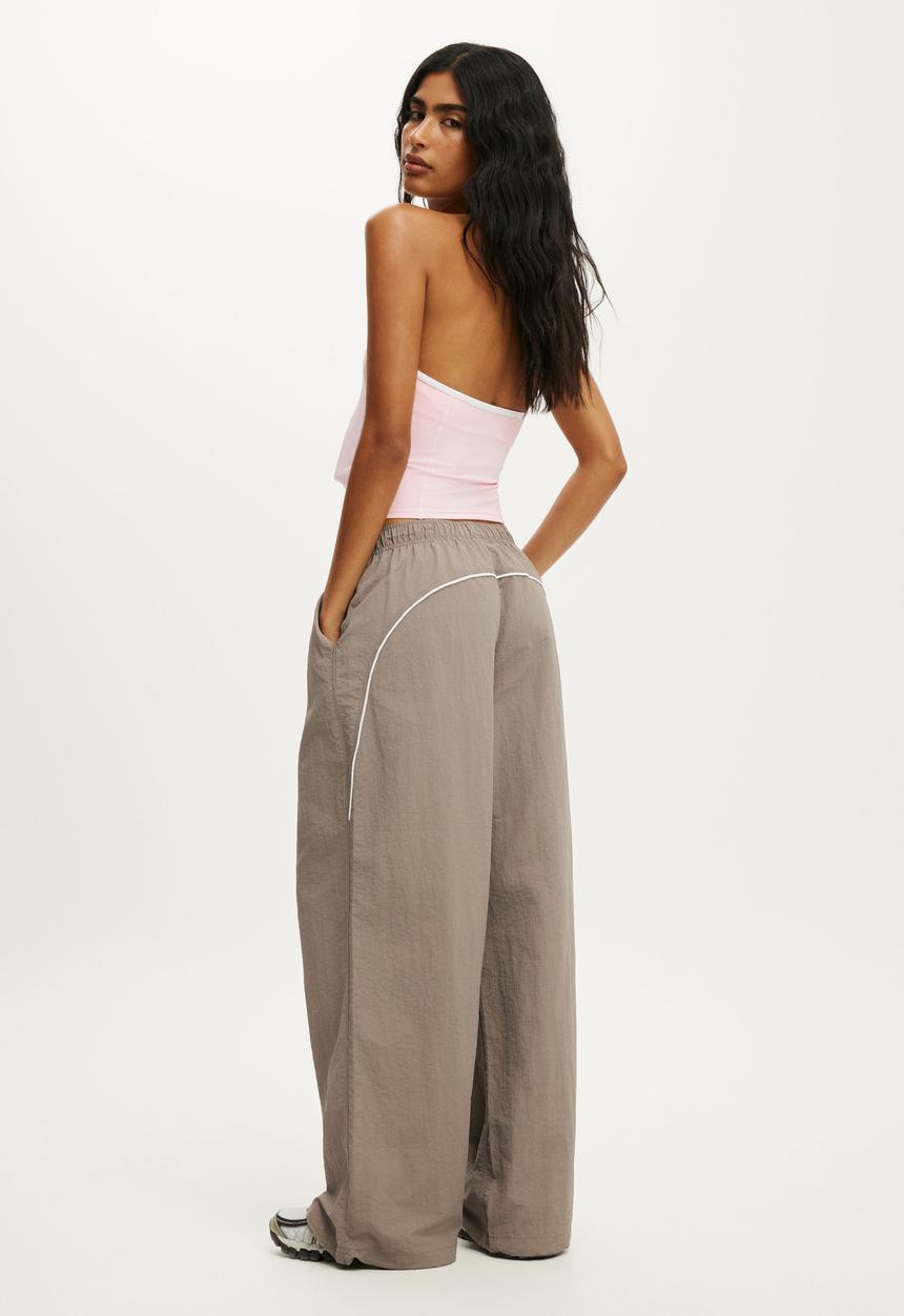 Cotton On - Off Side Woven Sweatpant - Desert Grey