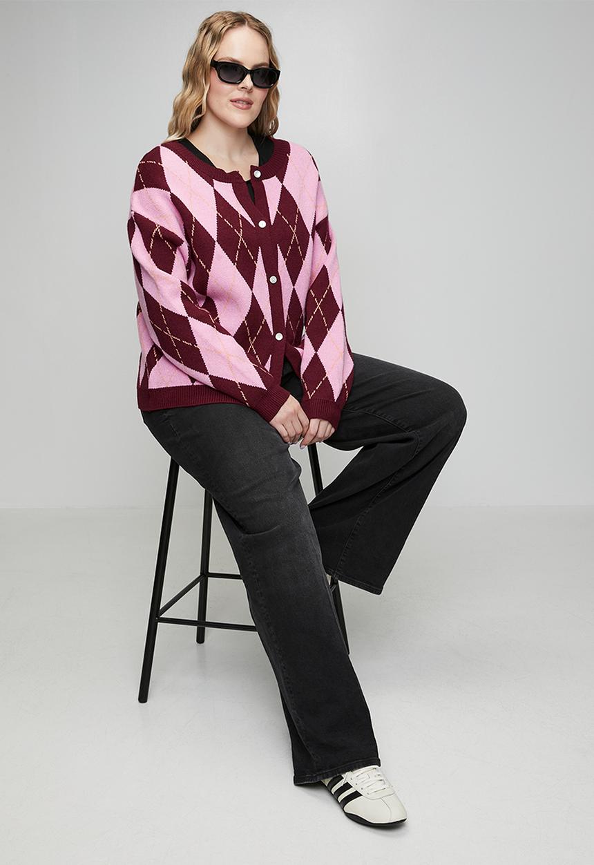 Me&B - Plus Heavyweight Cardigan in Argyle - Multi