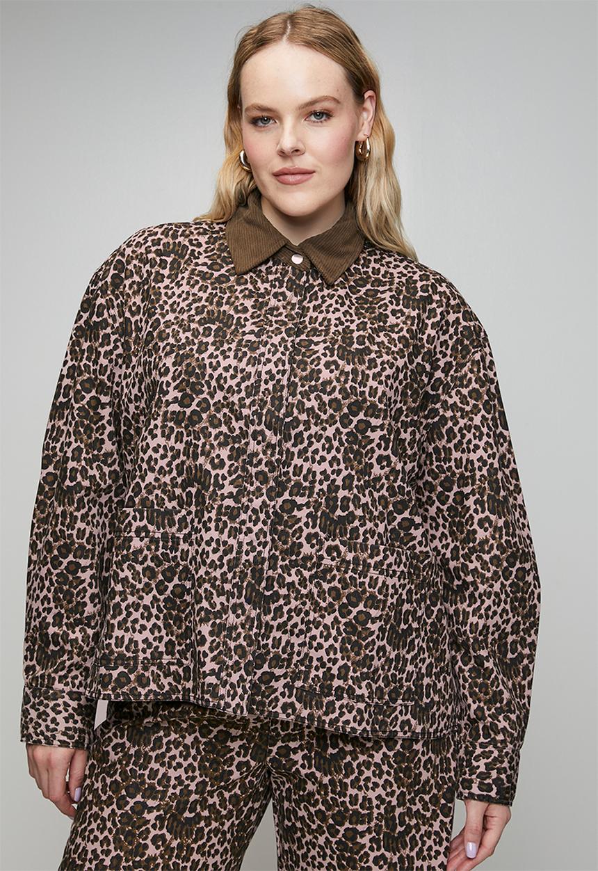 Me&B - Plus Denim Barn Jacket - Pink Animal