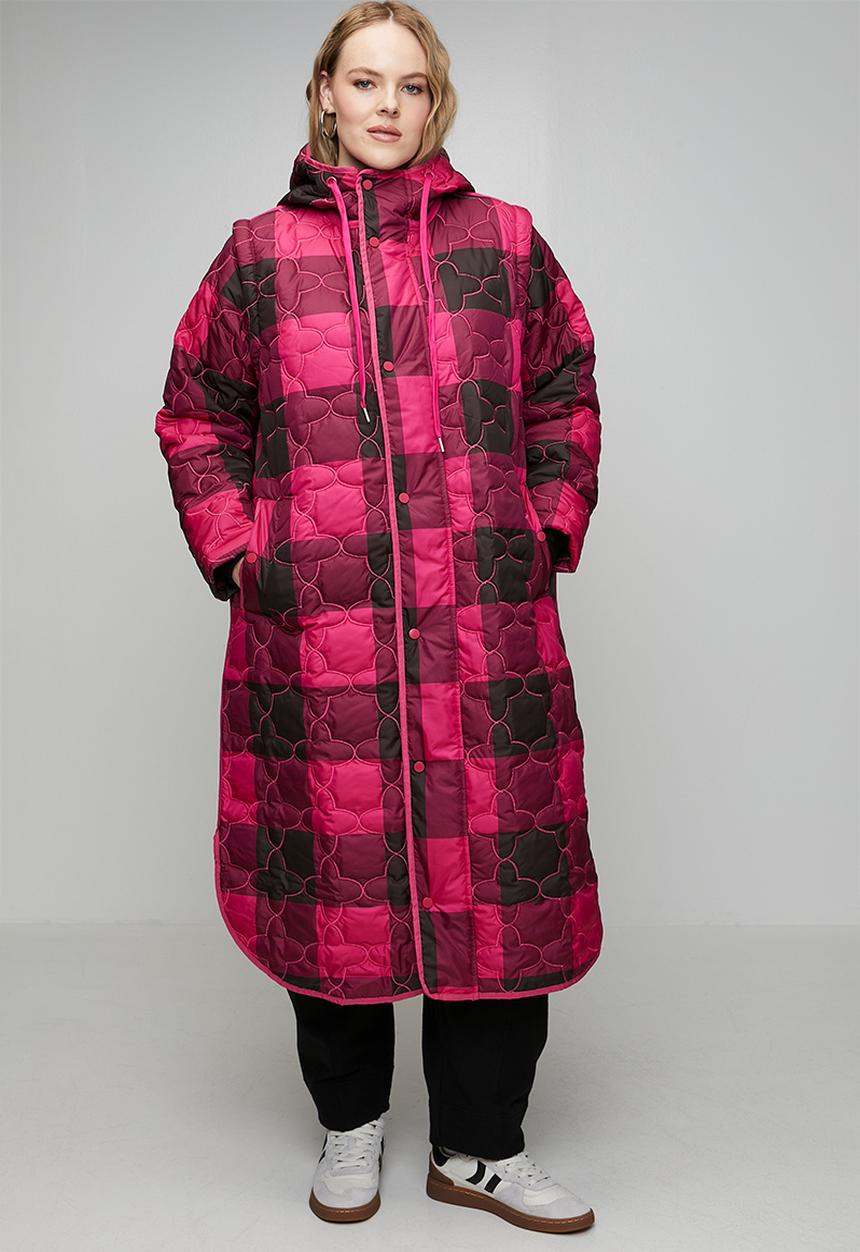 Me&B - Plus The Multiway Check Maxi Puffer - Pink