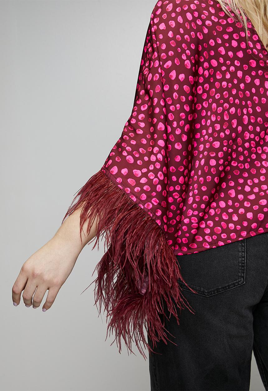 Me&B - Plus Sizzle Feather Kimono Top - Pink