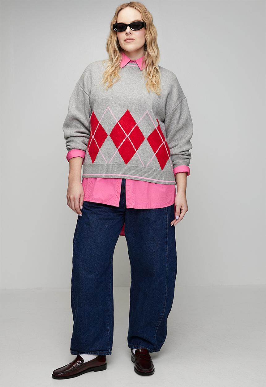 Me&B - Plus Ultimate Jumper - Red Argyle