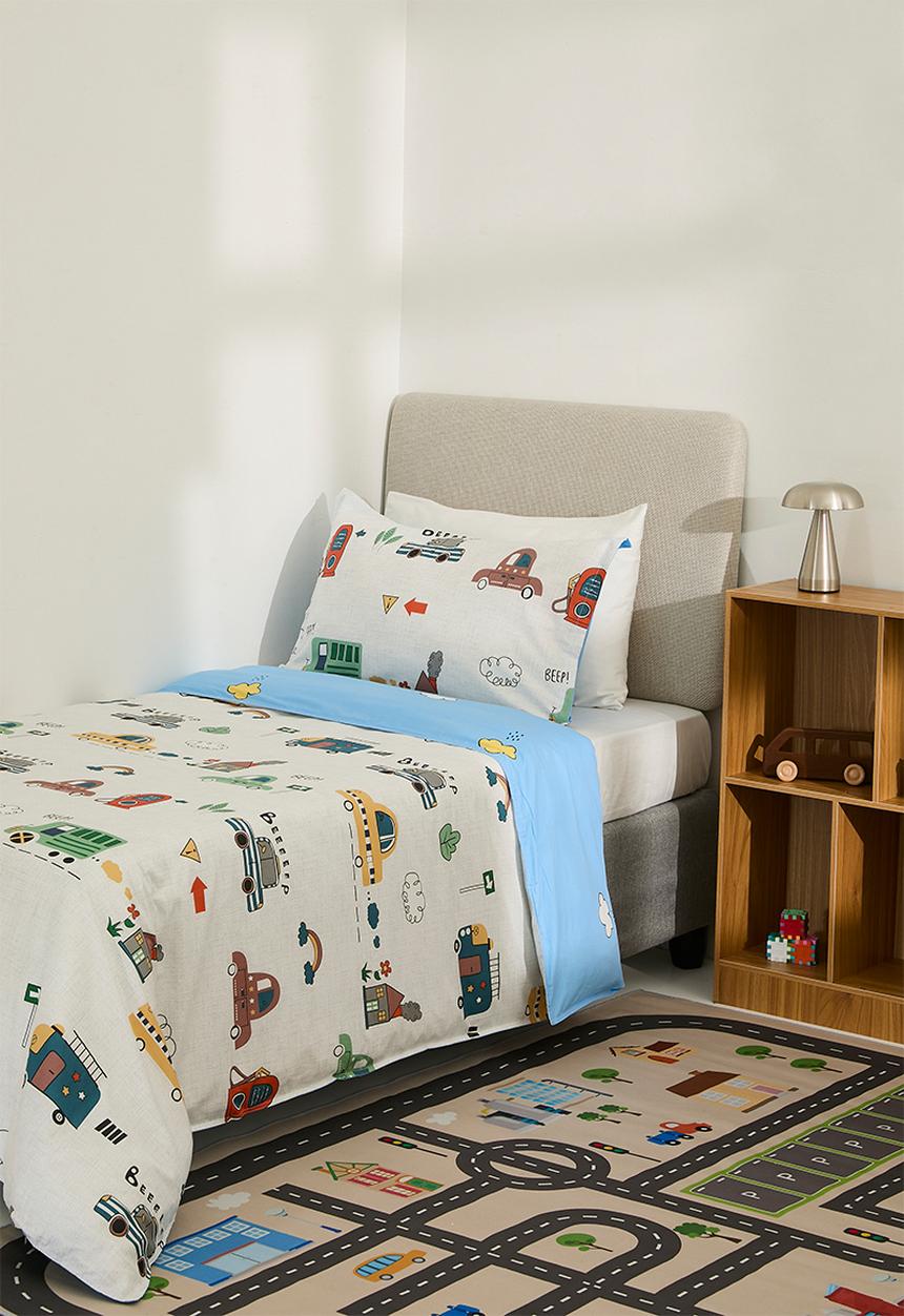 Pop Candy - Vehicle themed duvet cover set - white/light blue