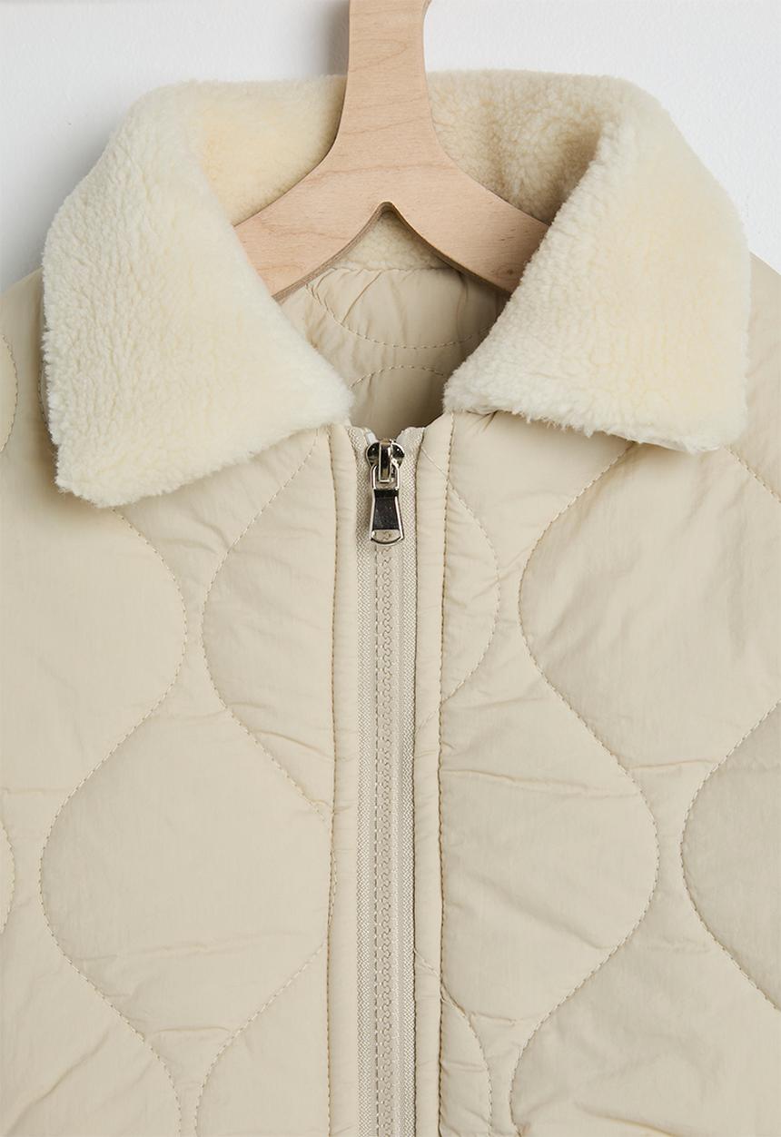 Pop Candy - Onion quilted jacket with faux shearling collar - light beige