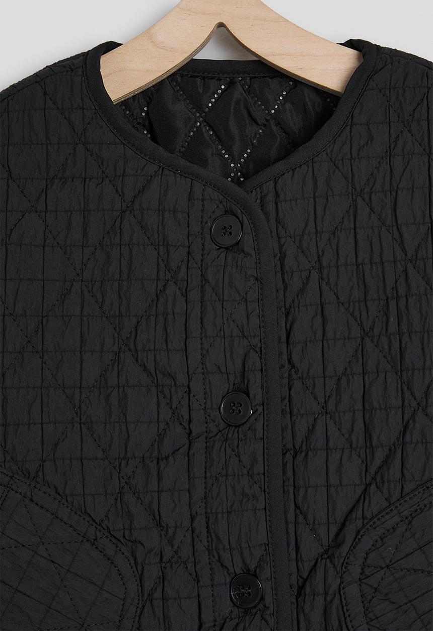 Pop Candy - Diamond quilted jacket with stylised patch pockets - black