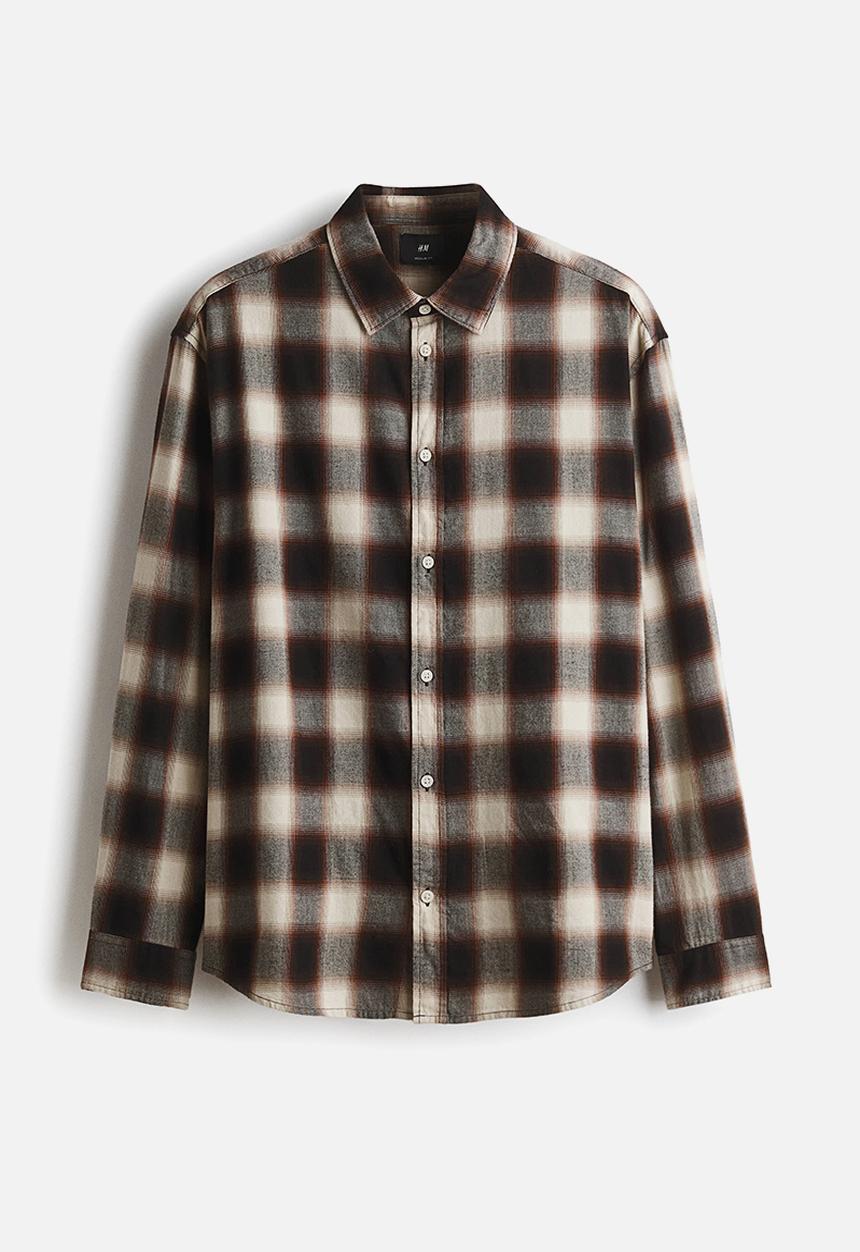 H&M - Relaxed fit flannel shirt - dark brown/checked