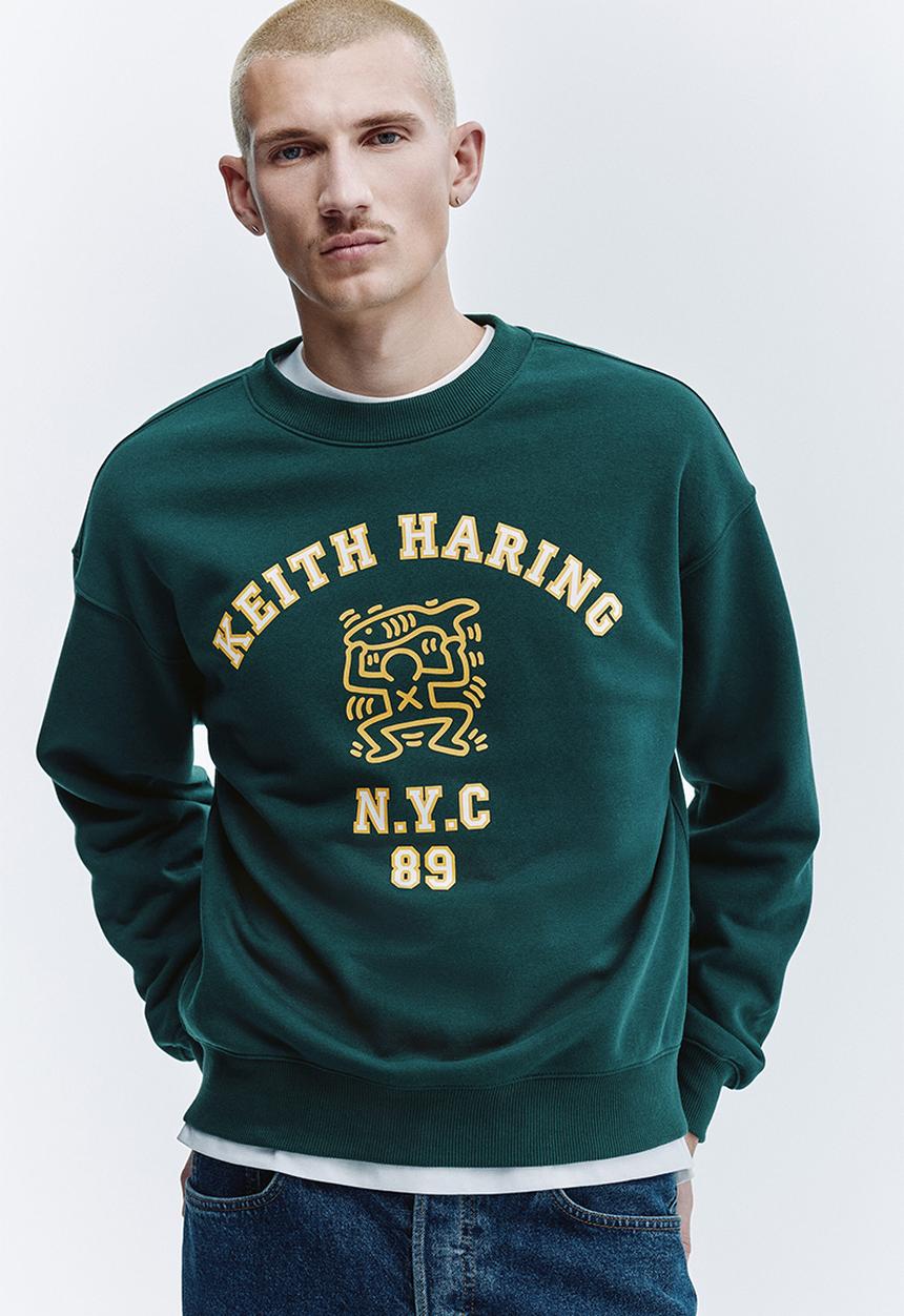 H&M - Oversized fit printed sweatshirt - green/keith haring