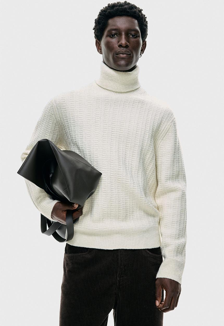H&M - Regular fit polo-neck jumper - cream