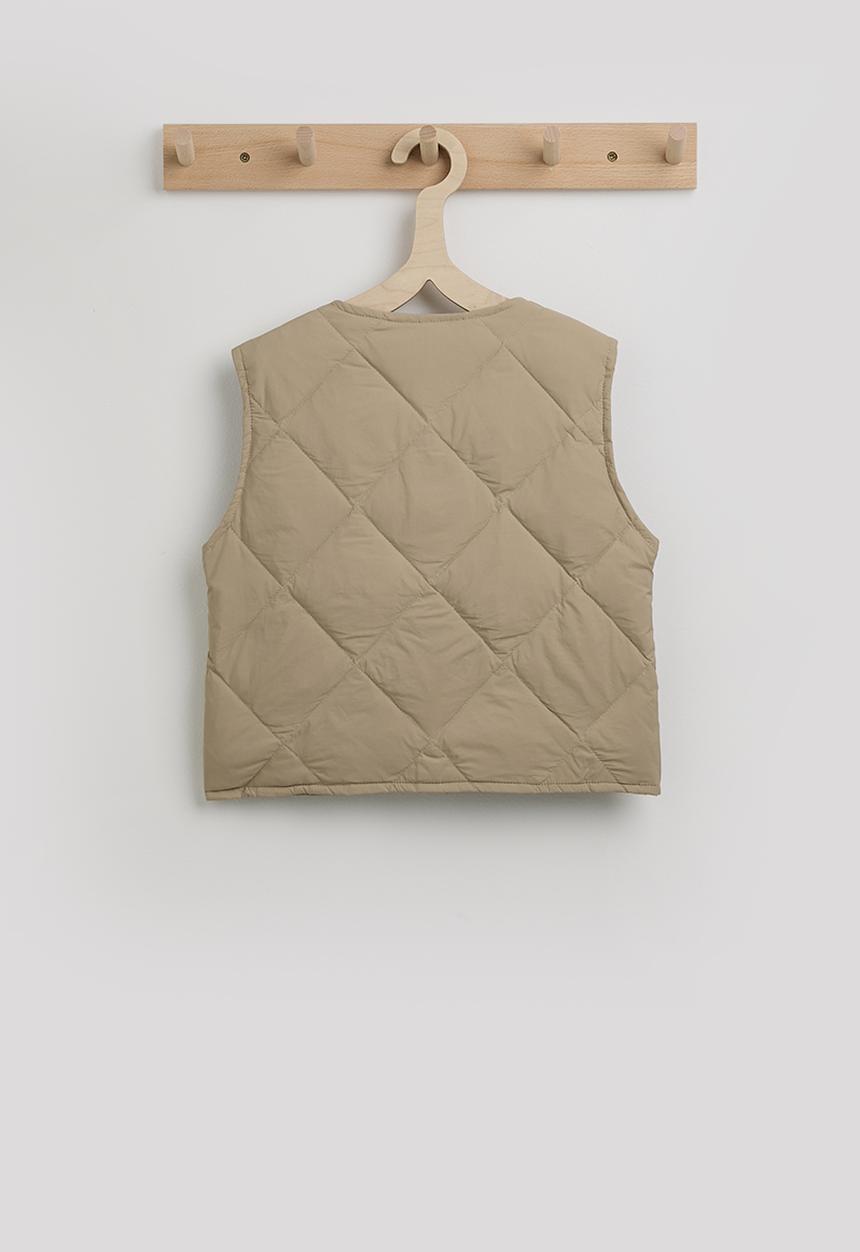 Pop Candy - Diamond quilted collarless vest - sand brown
