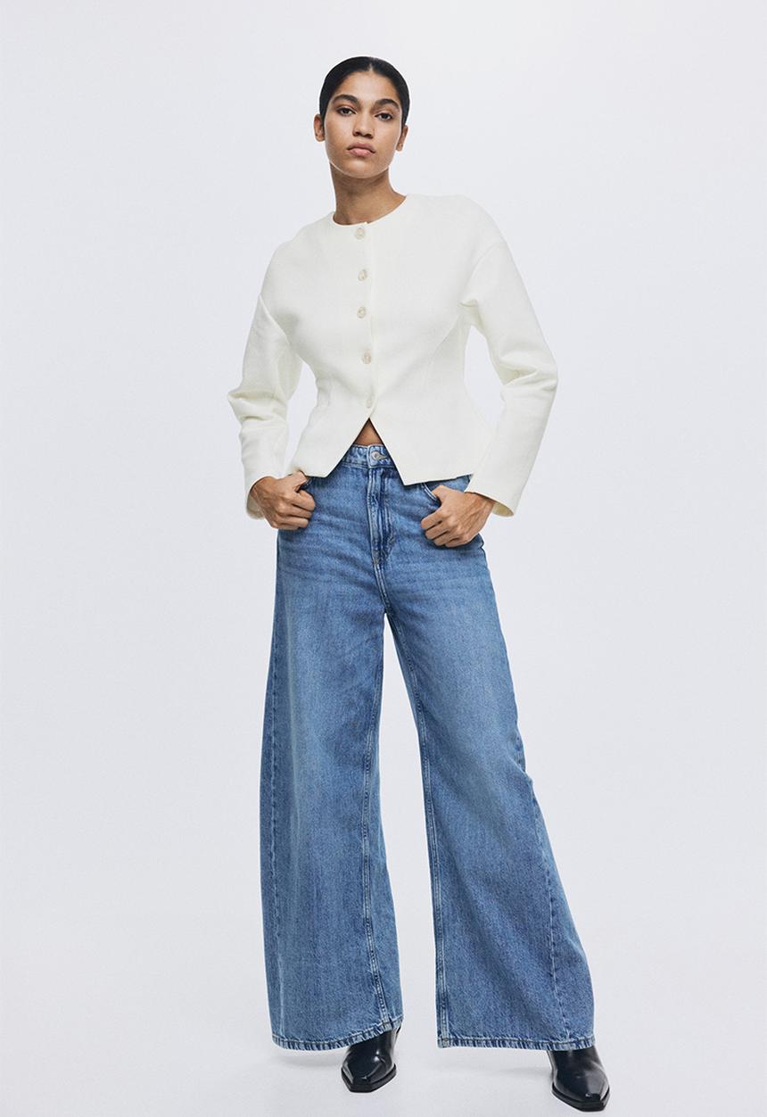 H&M - Collarless scuba blazer - white