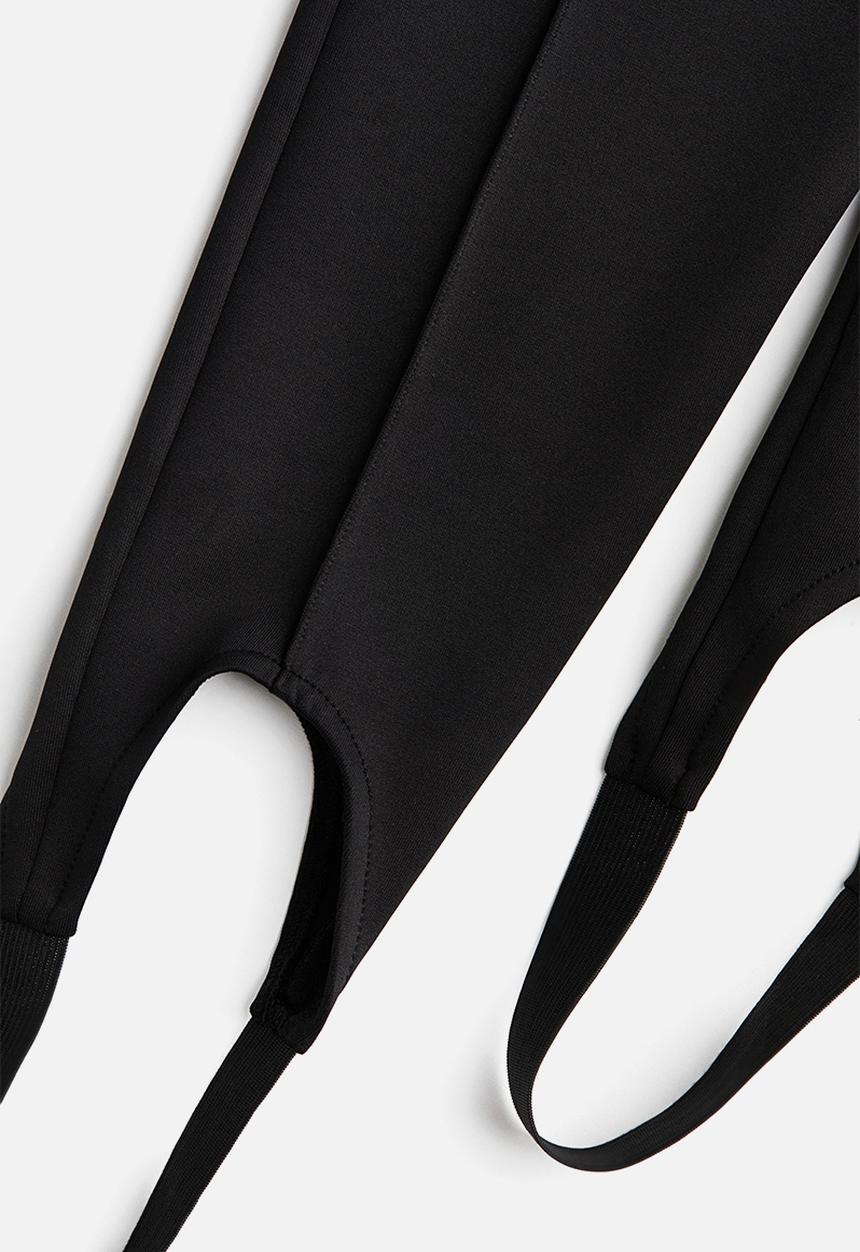 H&M - Crease-front stirrup leggings - black