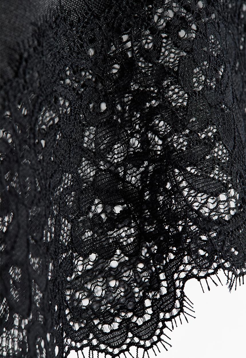H&M - Asymmetric lace-trimmed skirt - black