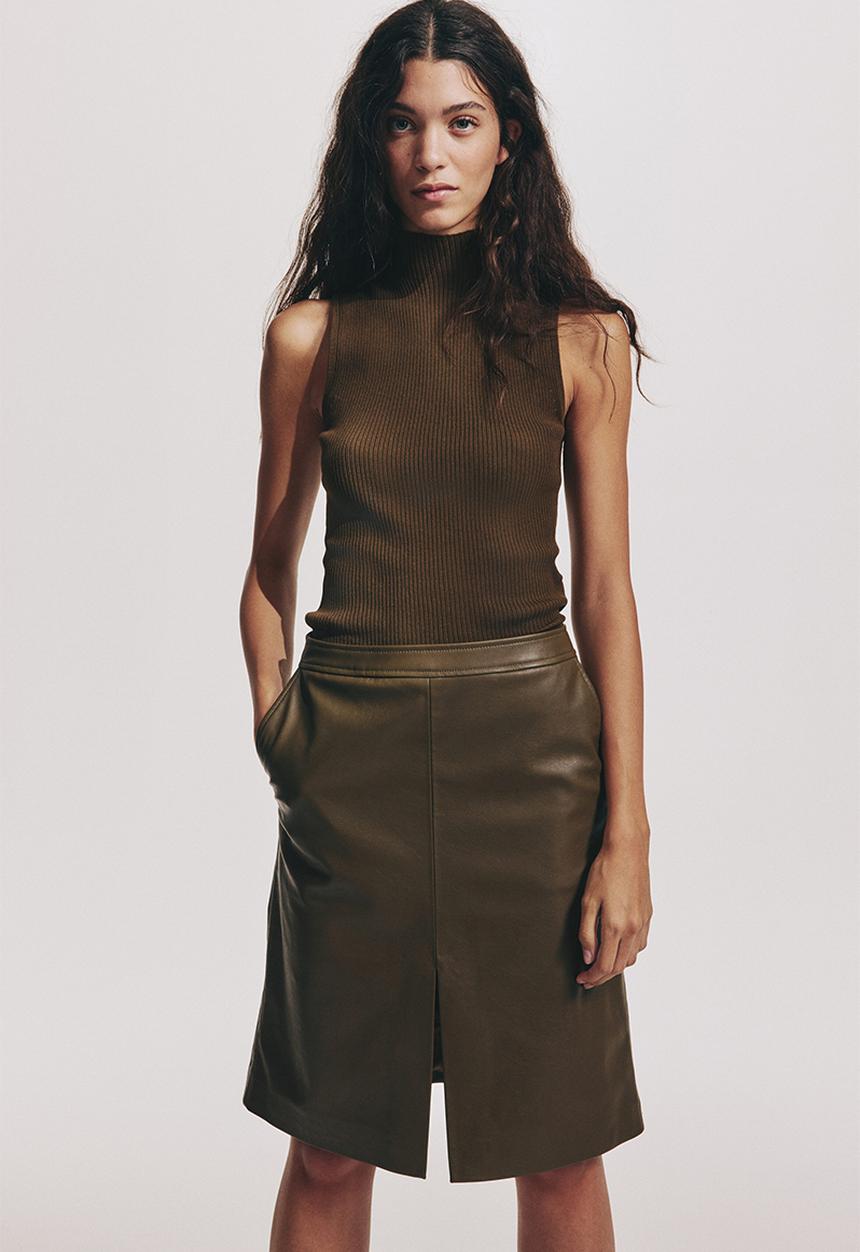 H&M - Rib-knit turtleneck top - dark brown