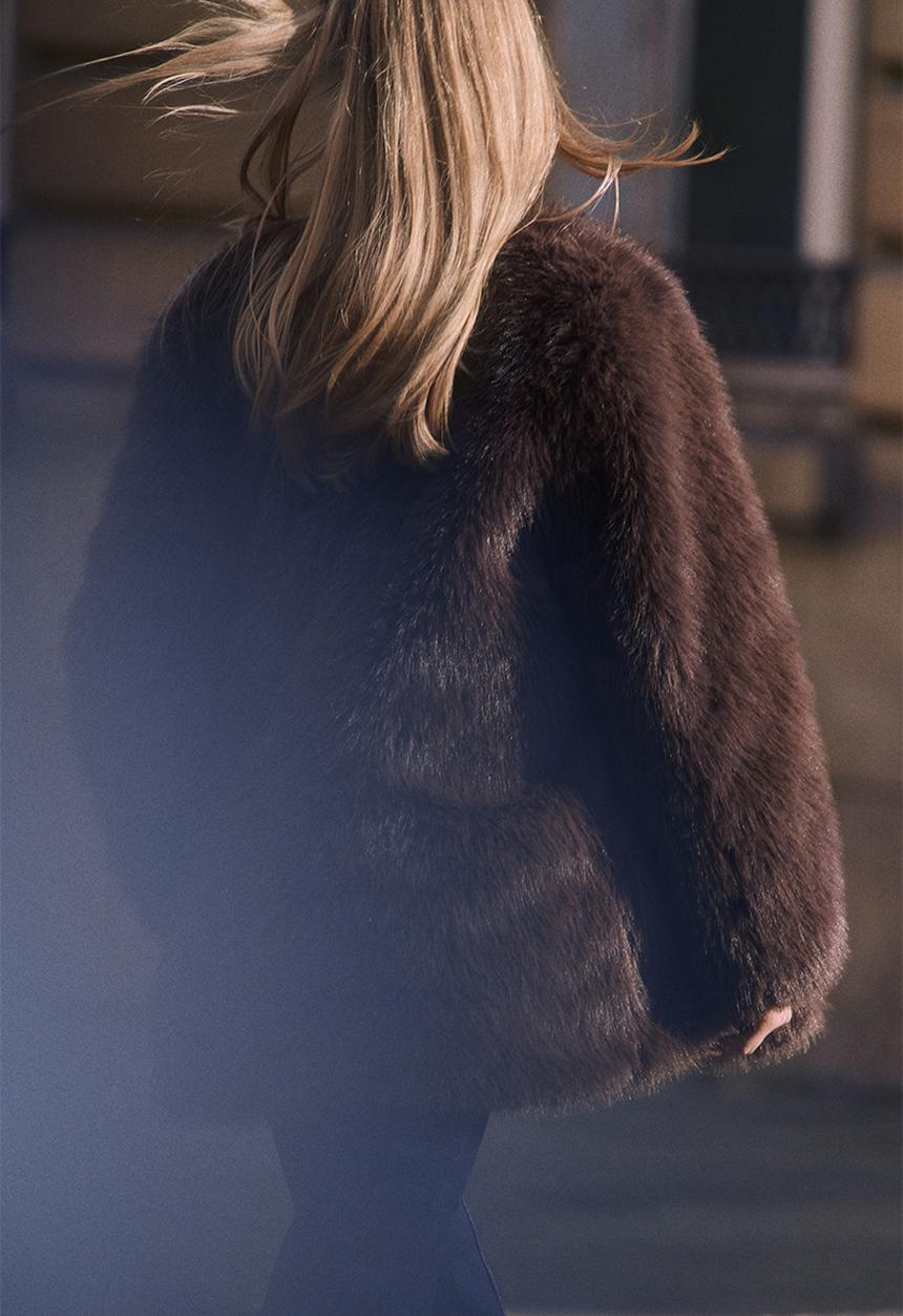 H&M - Fluffy coat - dark brown