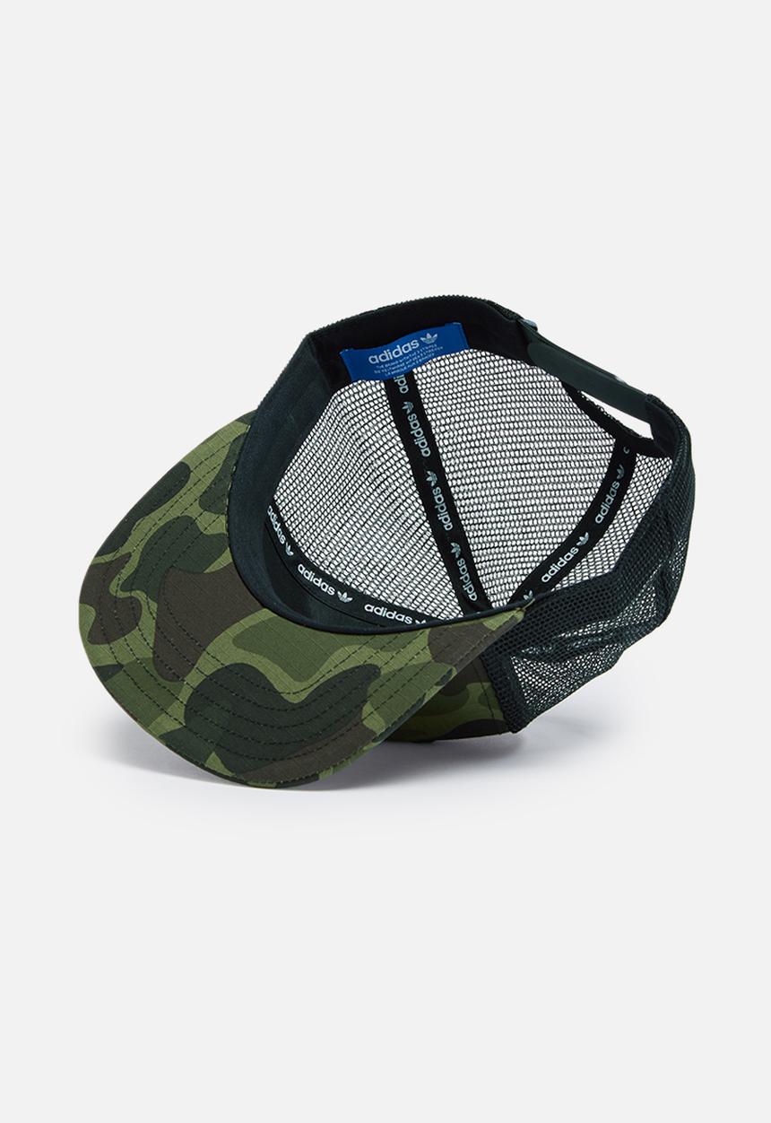 adidas Originals - Camo snapback trucker