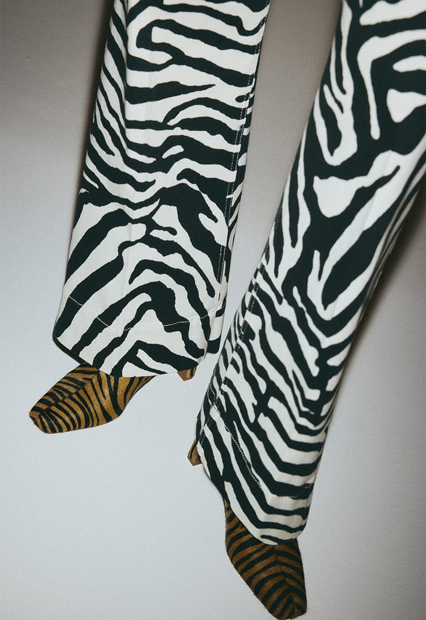 H&M - Canvas trousers - white/zebra print