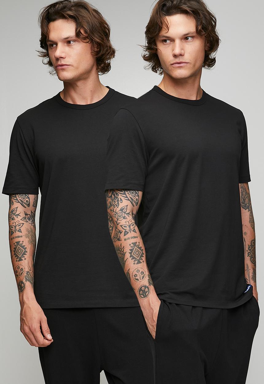HUGO - BLUE2_Naolo - Black