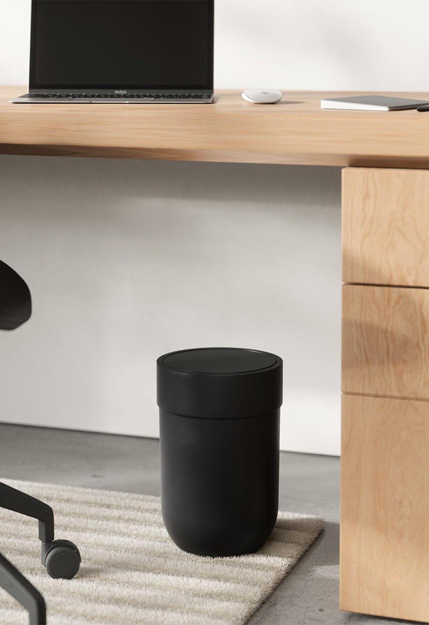 Umbra - Touch Can With Lid - Black