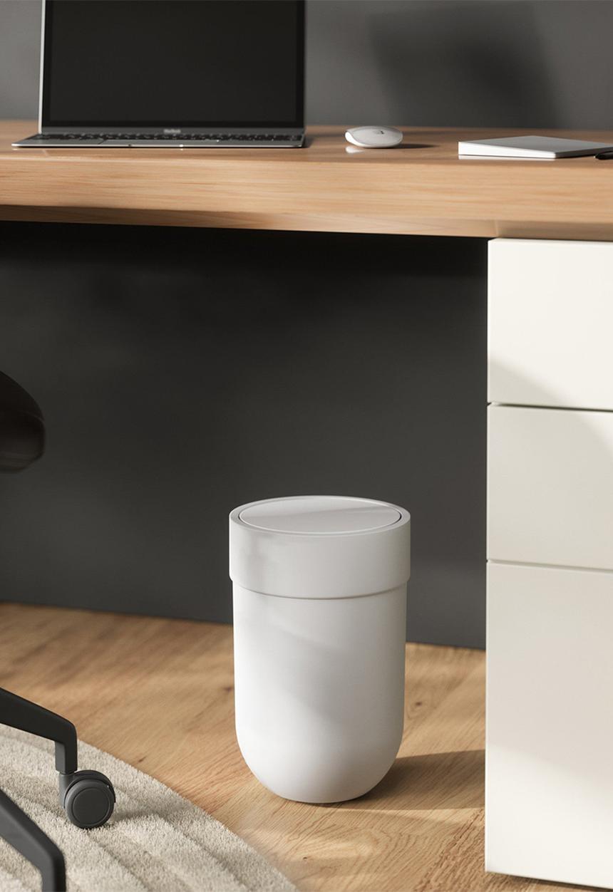 Umbra - Touch Can With Lid - White