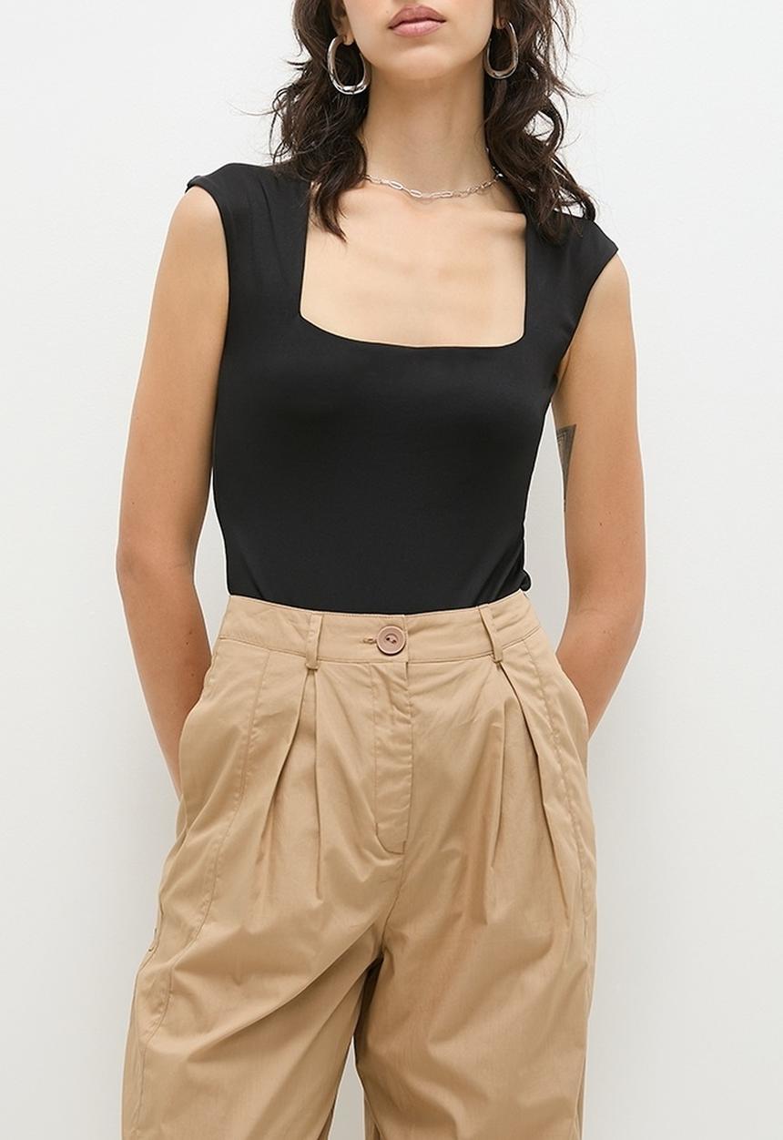 Superbalist - Galaxy neckline bodysuit - black