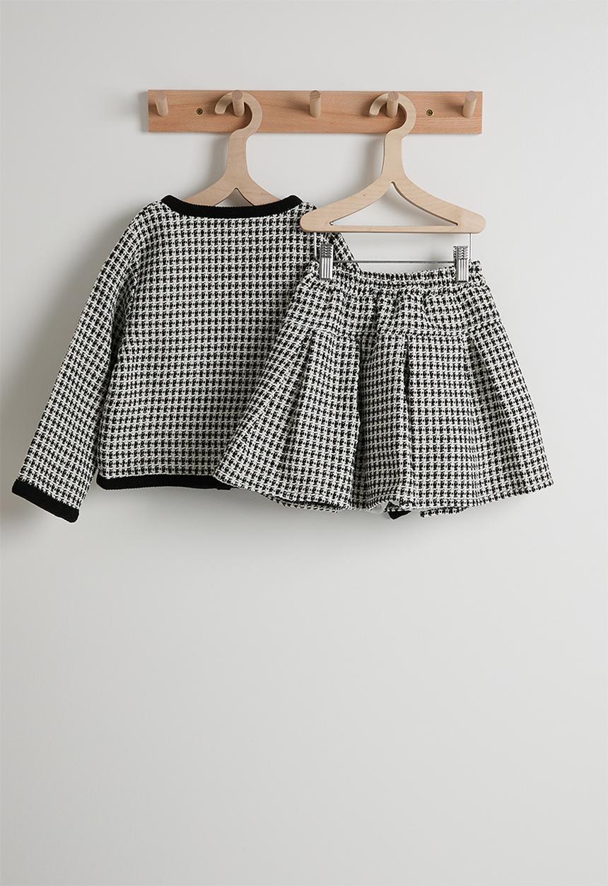 Pop Candy - Tweed collarless jacket with pleated skirt - black/white