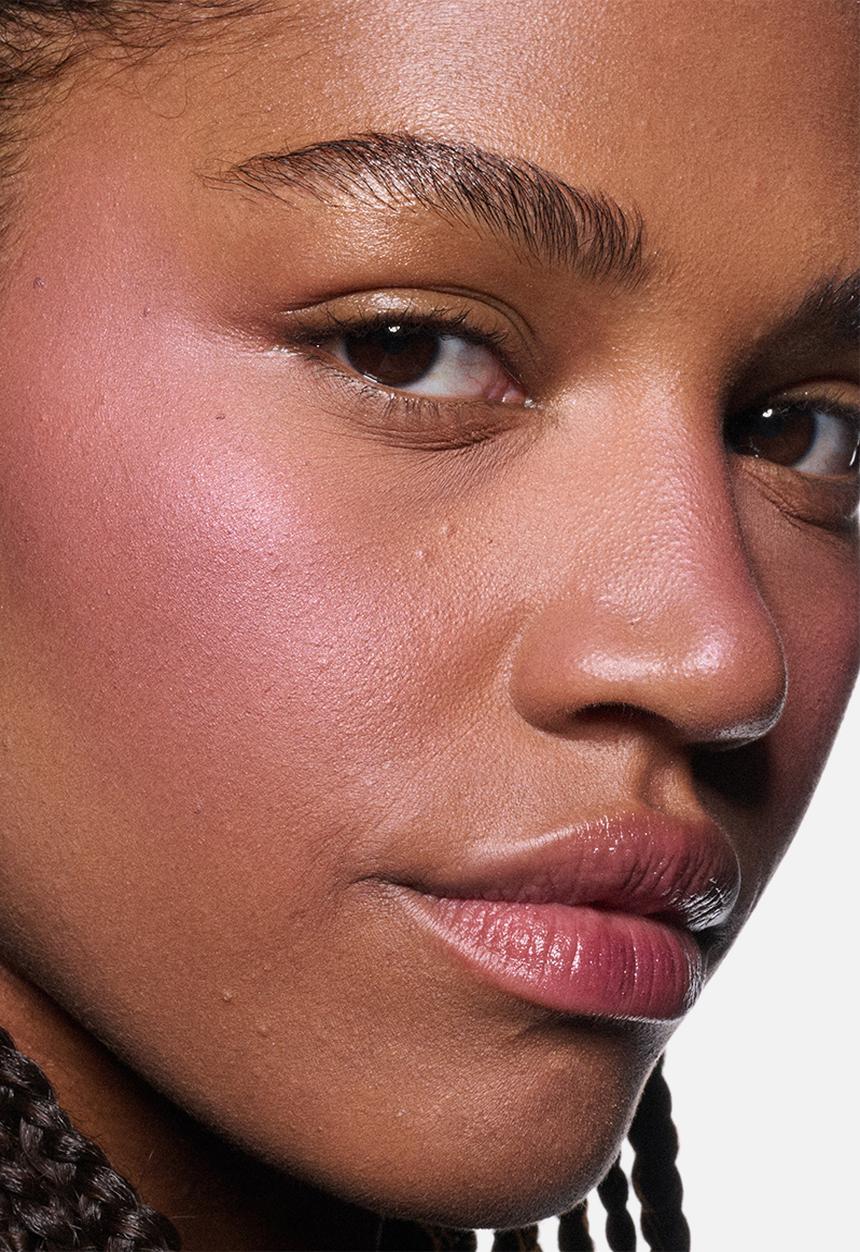 MAC - Skinfinish Colourstruck Blush - Plush