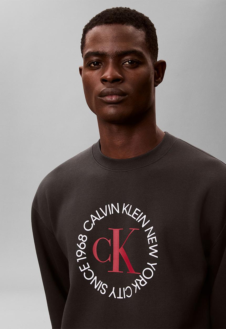 Calvin Klein - Ls 350Fleece Ck Circle Graphic Crewneck - Pirate Black