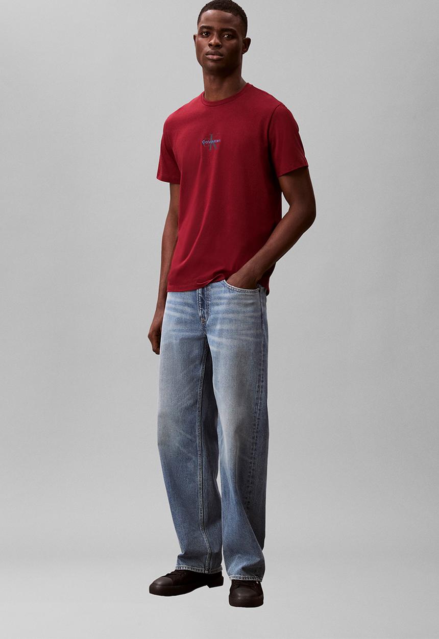 Calvin Klein - Ss 30S Micro Monologo Graphic Tee - Renaissance Red