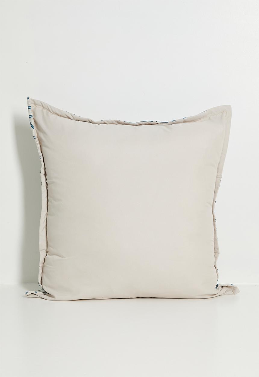 Grey Gardens - Cushion Cover - Dawn Blue