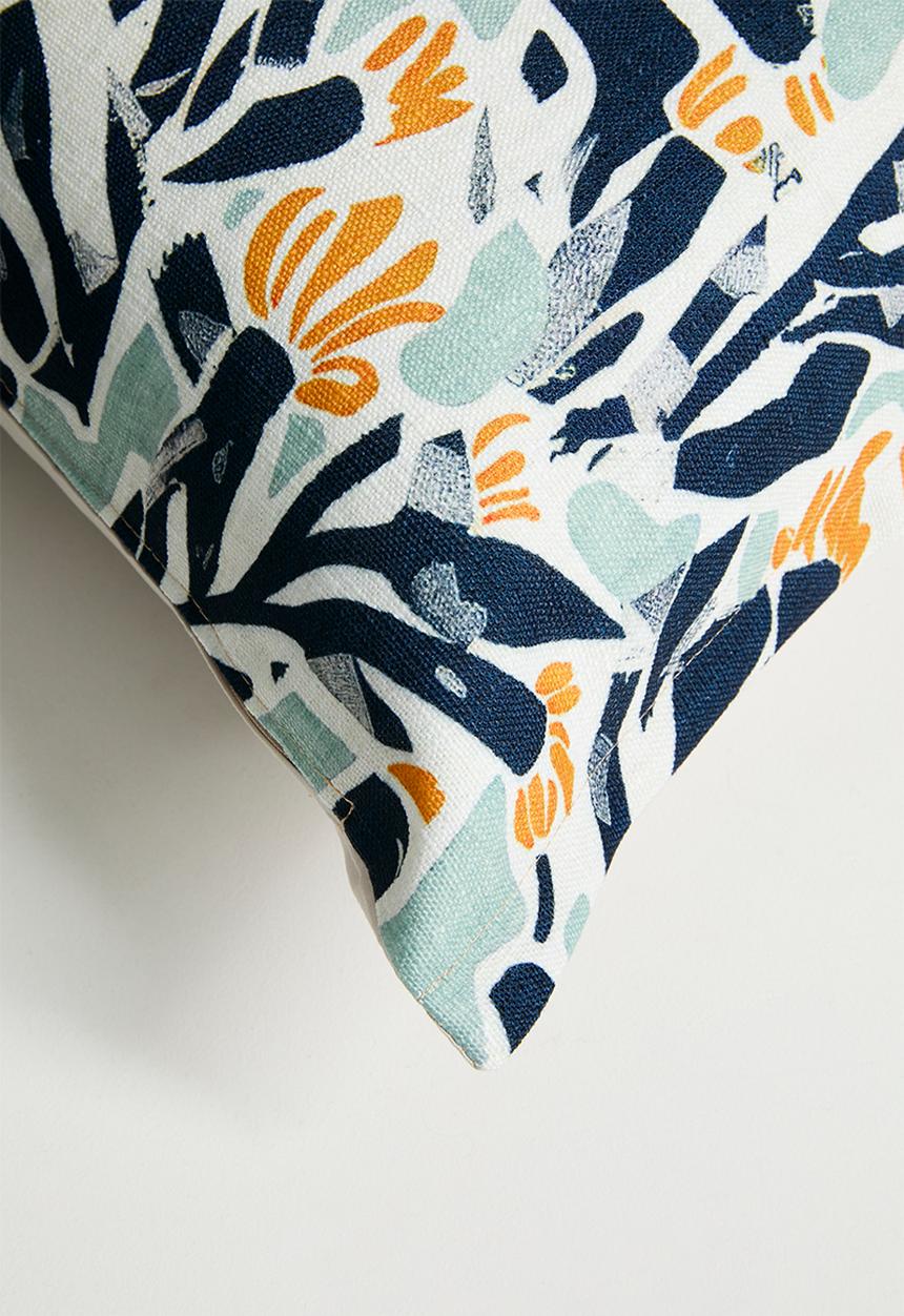 Grey Gardens - Cushion Cover - Blue Poppy 
